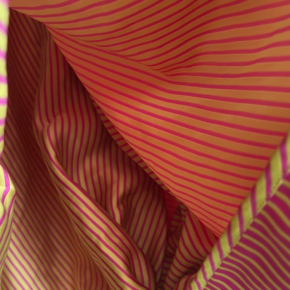 Arianne Pink Blouse with Boxy Relaxed Fit and 3/4 Sleeves - Picture 3 of 9